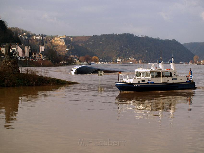 Schiff gesunken St Goarhausen Loreley P012.jpg